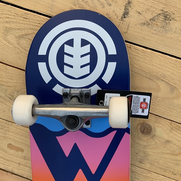 Element Aquazen Skateboard Complete - Picture 10 of 13